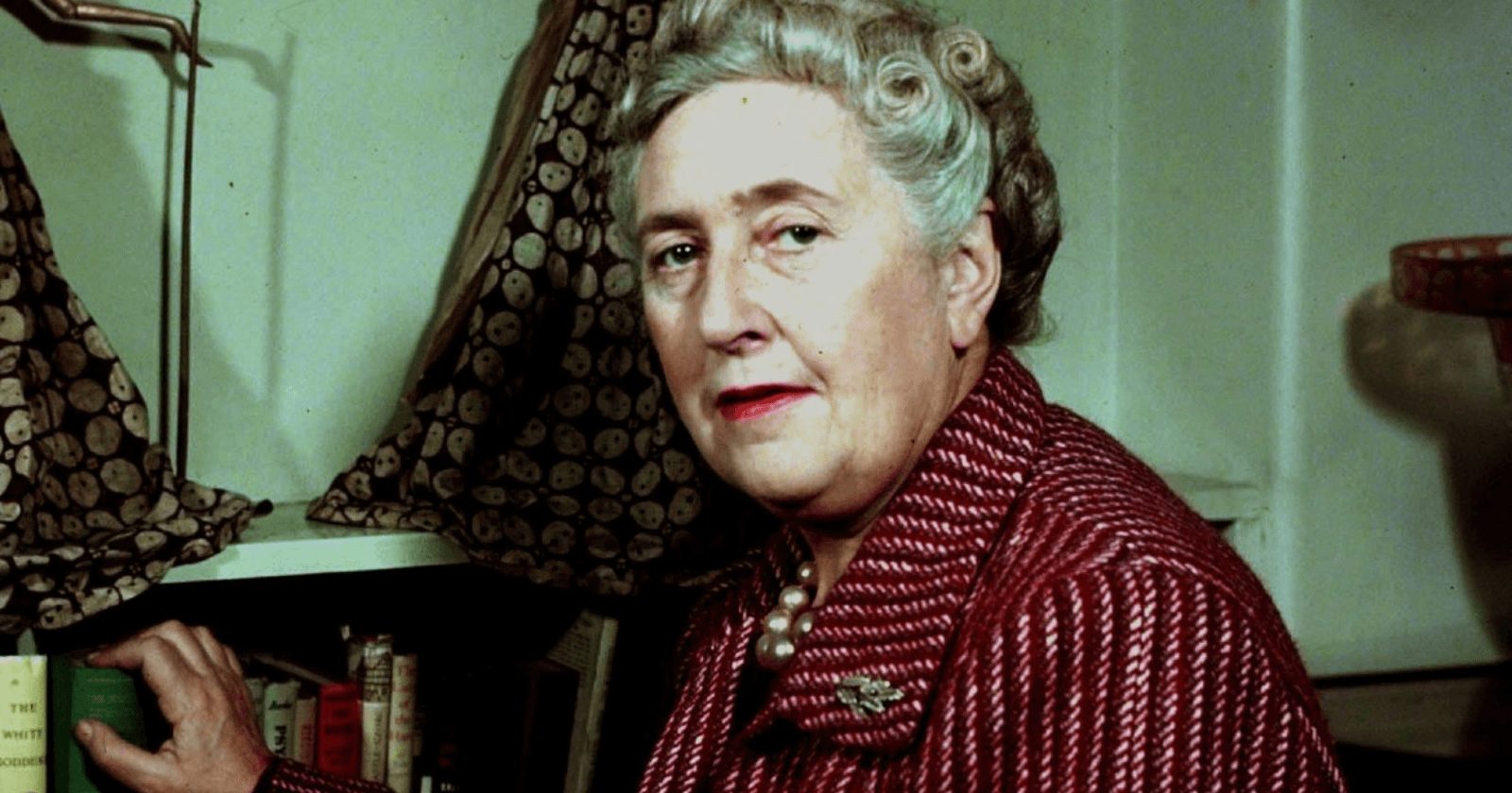88 frases de Agatha Christie para quem ama pensar e ser impactado