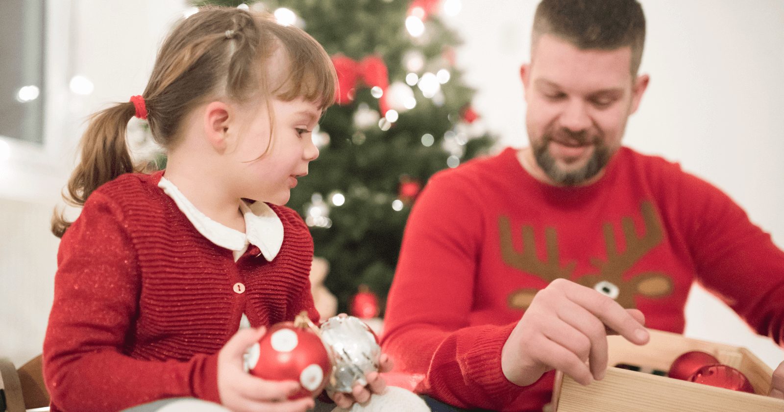 58 frases de Natal para pai receber o carinho de quem tanto ama o ano inteiro