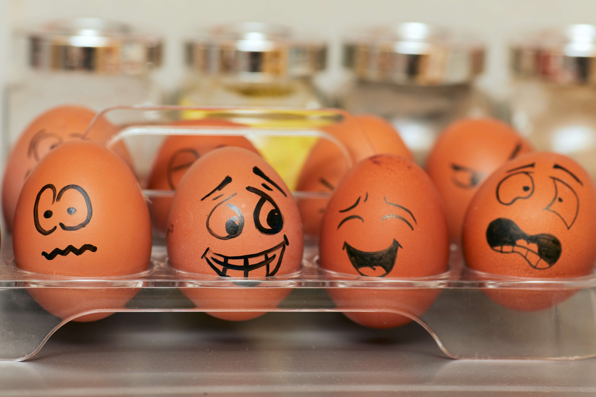 SEM SUSTOS: significado de sonho com ovo podre pode te deixar mais aliviado do que pensa (Imagens: Unsplash)