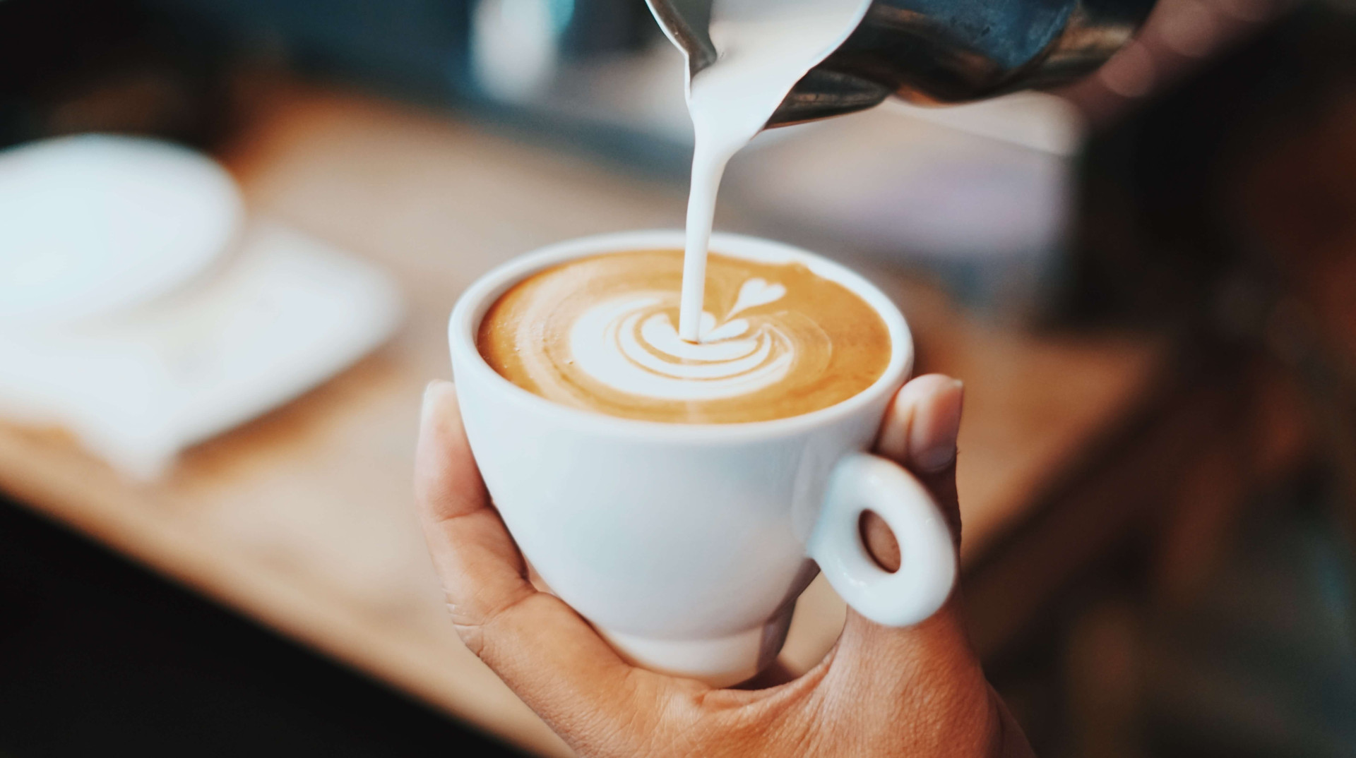 5 razões para comemorar o Dia Mundial do Café em uma cafeteria tranquila