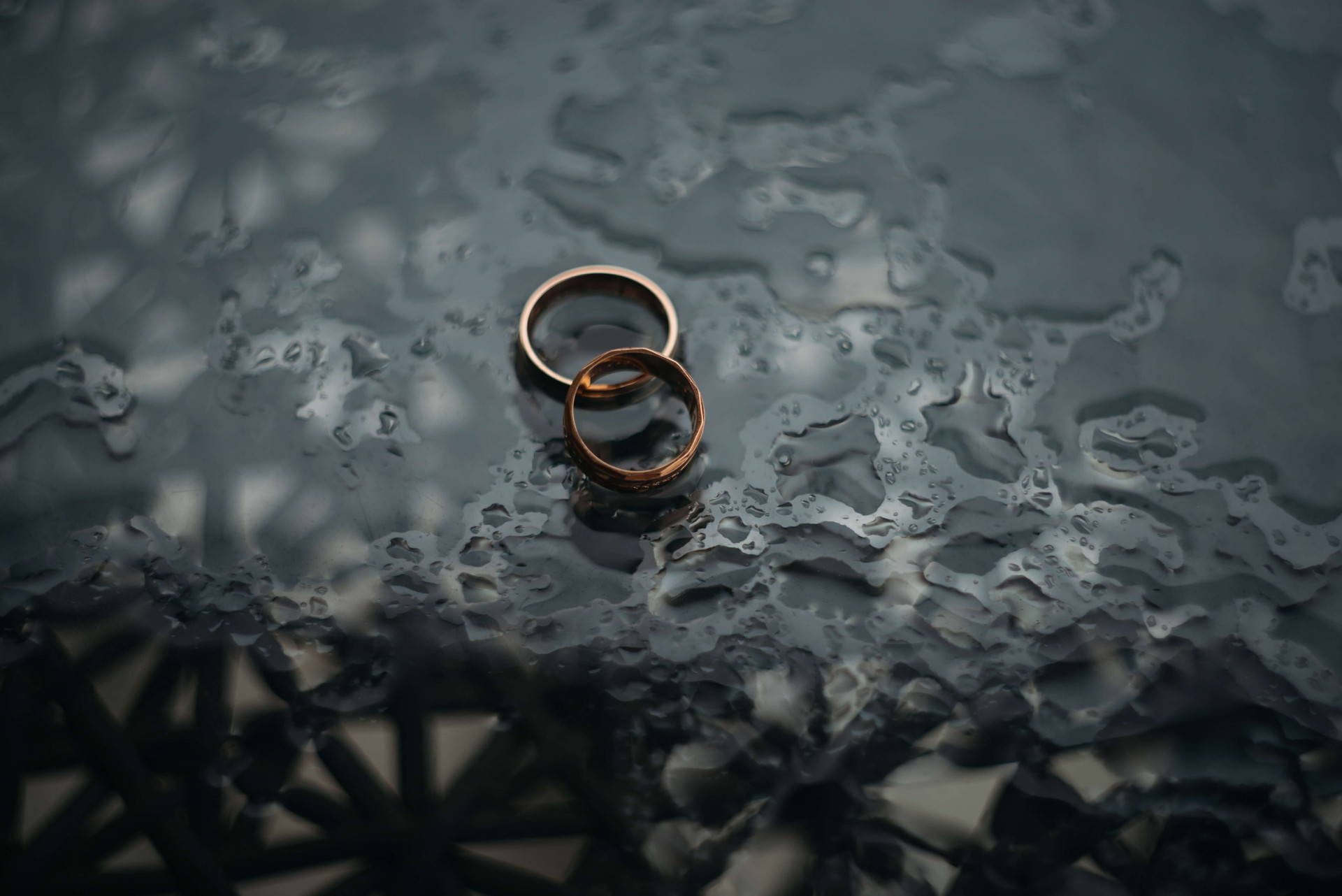 9 sinais de que você não é uma pessoa pra casar e nem adianta insistir
